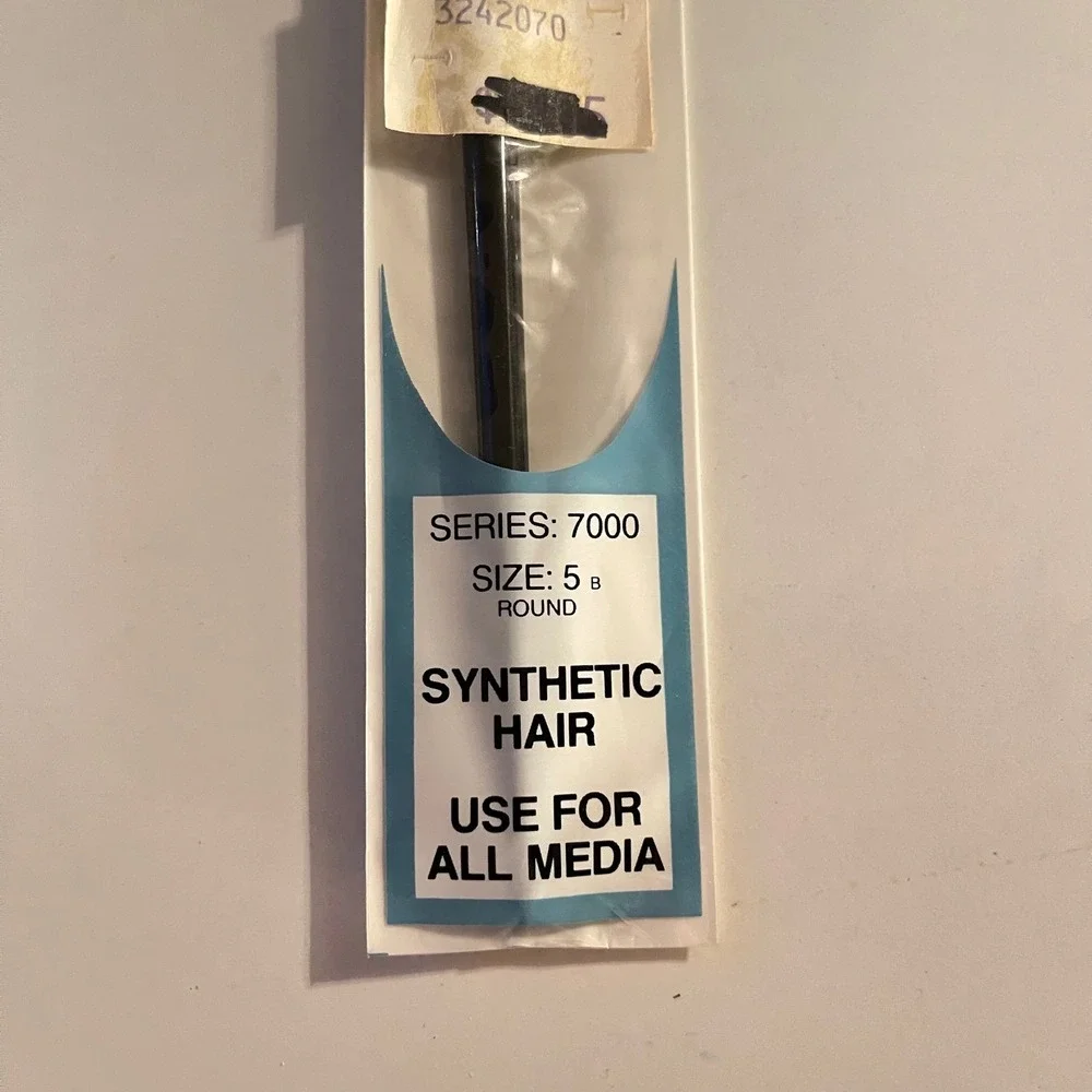 Vintage Loew-Cornell Artist Paint Brush Miniature Series 7000 Size‎ 5 B Round